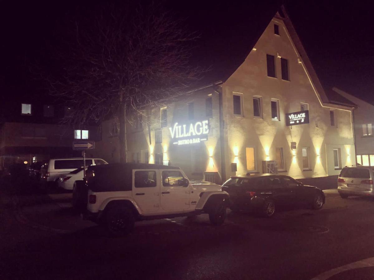 Village Bistro & Bar Fremdenzimmer Dettingen an der Erms エクステリア 写真